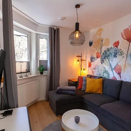 Apartment Liftquartier Mit Kamin Und Balkon