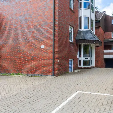 Liftquartier Mit Kamin Und Balkon